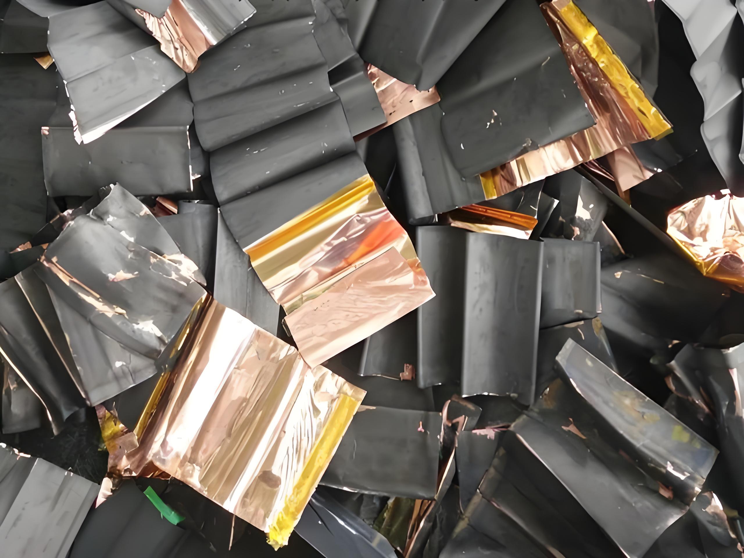 鋰電池負極片破碎篩分設備:推動資源循環(huán)與環(huán)保的關鍵力量