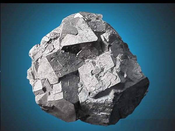 鋰電池利潤大化:通過鋰電池回收設(shè)備提取貴重金屬實現(xiàn)資源篩分回收